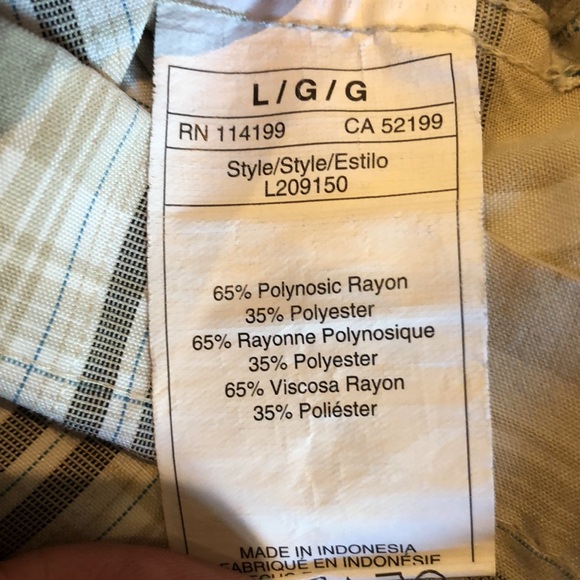 QUICKSILVER COLLAR BUTTON DOWN SHIRT BOYS 16-18 - Picture 6 of 6